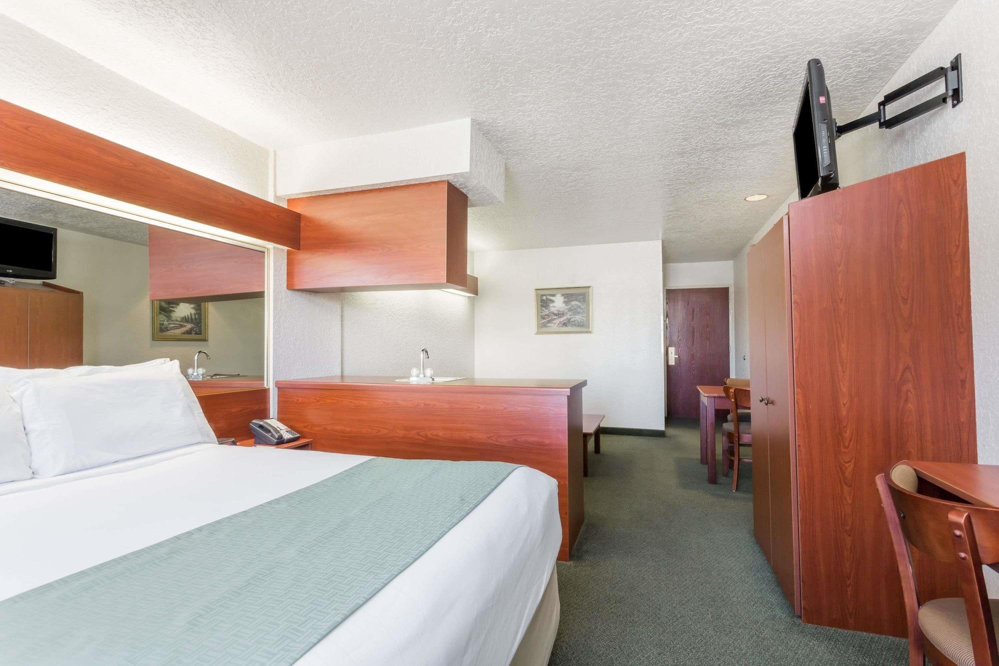 Microtel Inn & Suites מריאנה מראה חיצוני תמונה