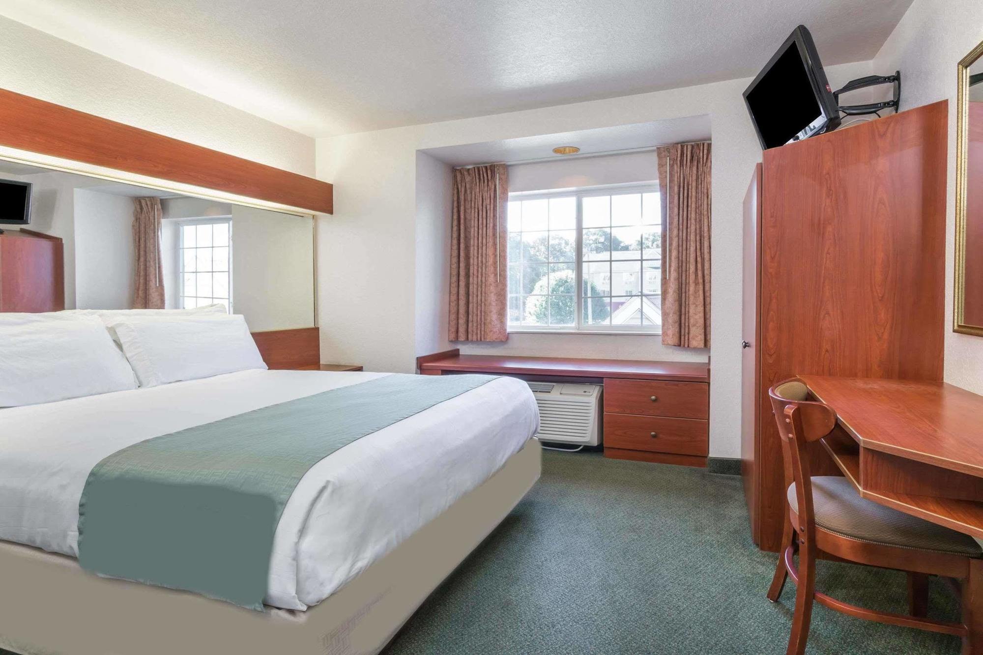 Microtel Inn & Suites מריאנה מראה חיצוני תמונה